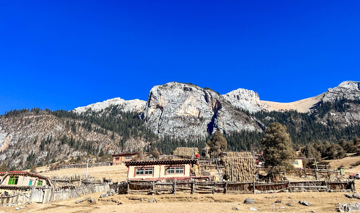 类乌齐伊日峡谷,养在深闺的世外桃源,村民过着与世无争的生活|查杰玛