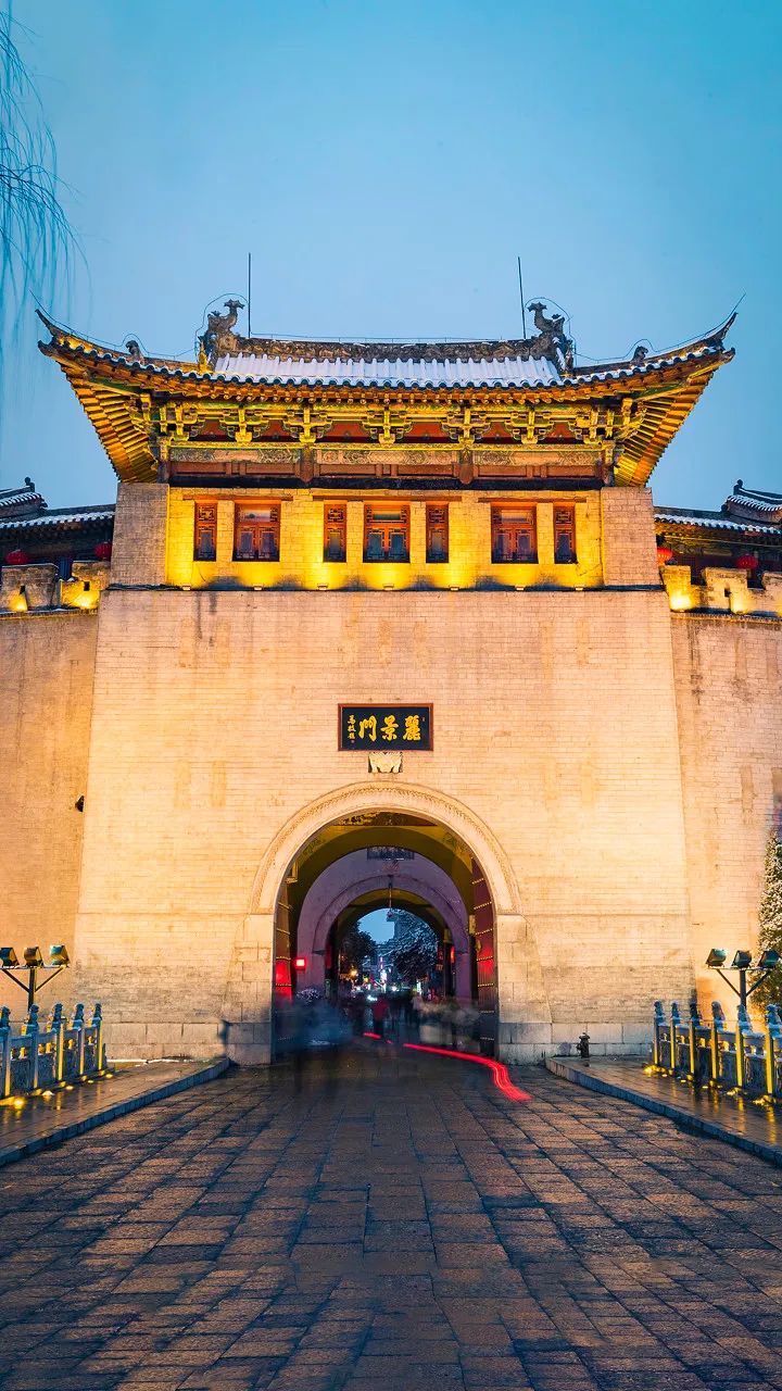 洛阳老城的“西大门”丽景门和洛阳一样，屡毁屡建。