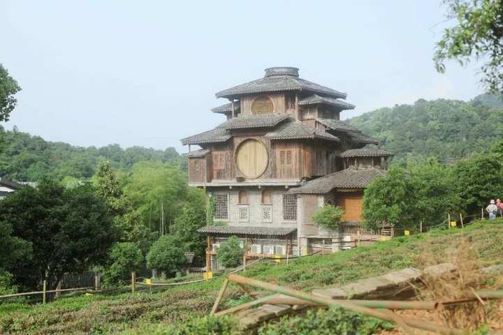 茶园里有了野生咖啡馆？这种混搭这么火都是因为……休闲区蓝鸢梦想 - Www.slyday.coM