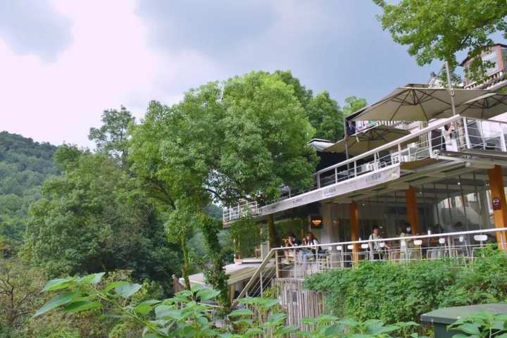 茶园里有了野生咖啡馆？这种混搭这么火都是因为……休闲区蓝鸢梦想 - Www.slyday.coM