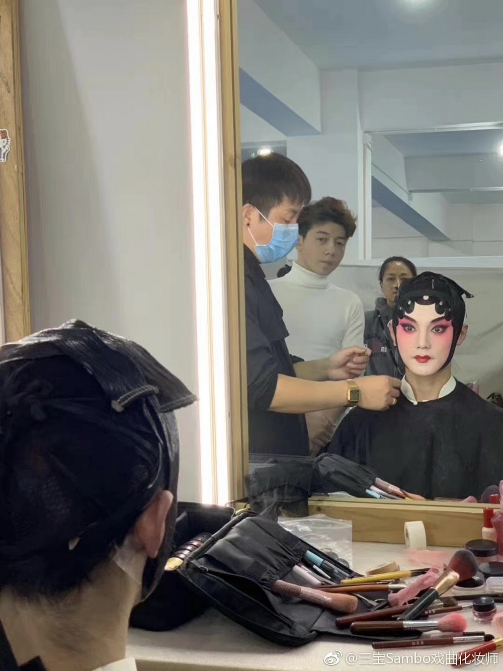 17年化6000张戏曲脸，听张军御用化妆师讲最美中国妆休闲区蓝鸢梦想 - Www.slyday.coM