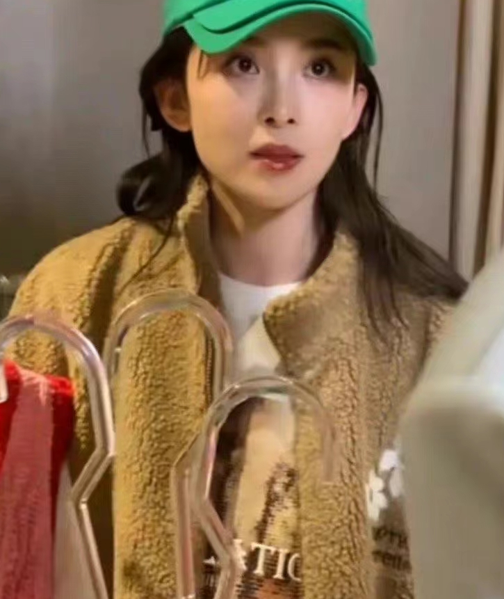 赵樱子欲借《浪姐3》翻红,本人颜值大变,如同杨幂和娜扎结合体休闲区蓝鸢梦想 - Www.slyday.coM 赵樱子欲借《浪姐3》翻红,本人颜值大变,如同杨幂和娜扎结合体休闲区蓝鸢梦想 - Www.slyday.coM