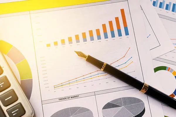 “春回地产债市场