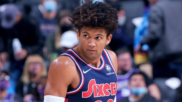 76人消息大帝当选周最佳老里成湖人主帅热门名记批塞布尔