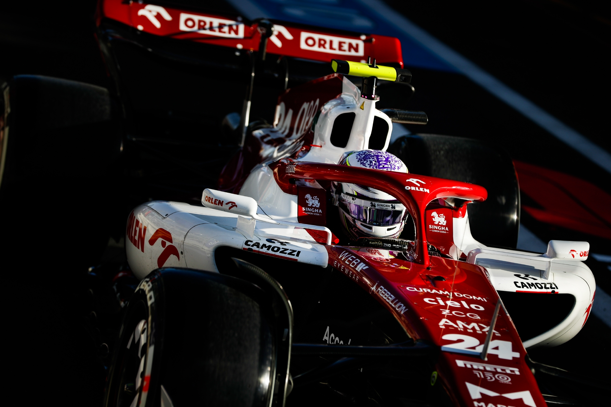 追光周冠宇的10句话展现f1赛场的中国速度