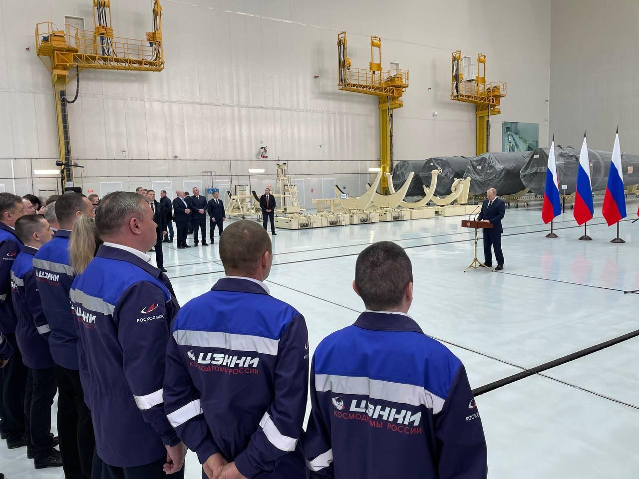 最新消息|普京：俄将恢复月球探测计划 发射“月球-25”号探测器