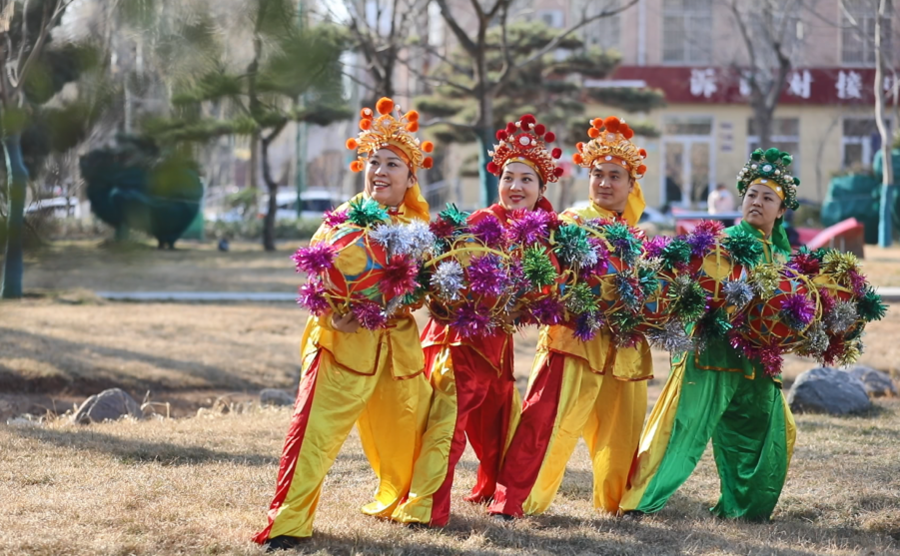 泉城非遗人|姜芳娟:播种传承火种,让手龙绣球灯活起来|非遗|非物质