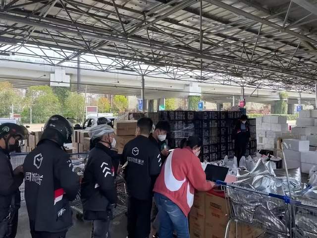 骑手单日收入超1万块？！顺丰官方回应：是真的休闲区蓝鸢梦想 - Www.slyday.coM