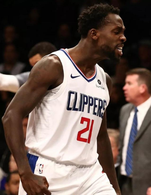 黄金配角！10年换3队被球迷骂疯狗，却年年都助队进季后赛休闲区蓝鸢梦想 - Www.slyday.coM