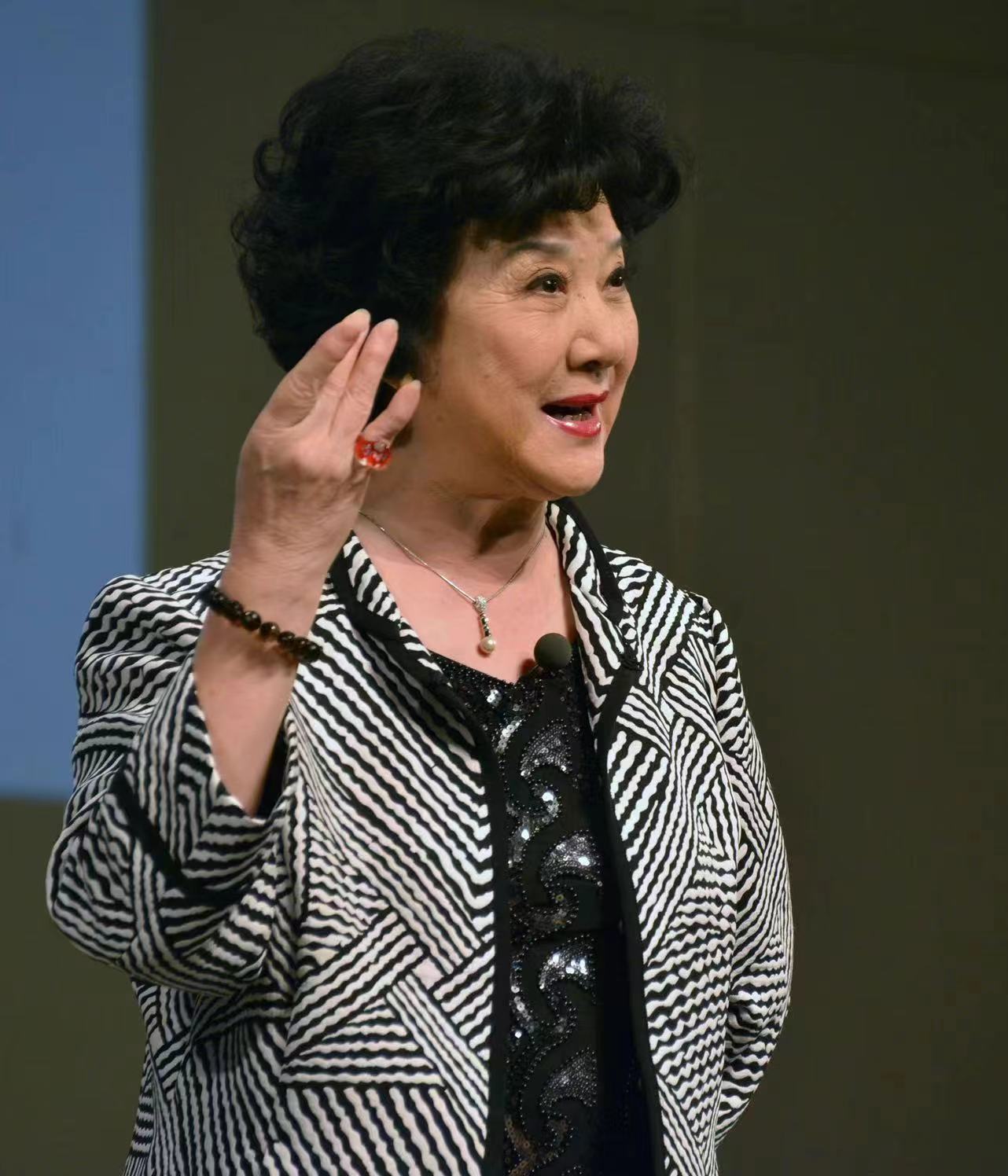 昆曲女皇华文漪离世享年81岁