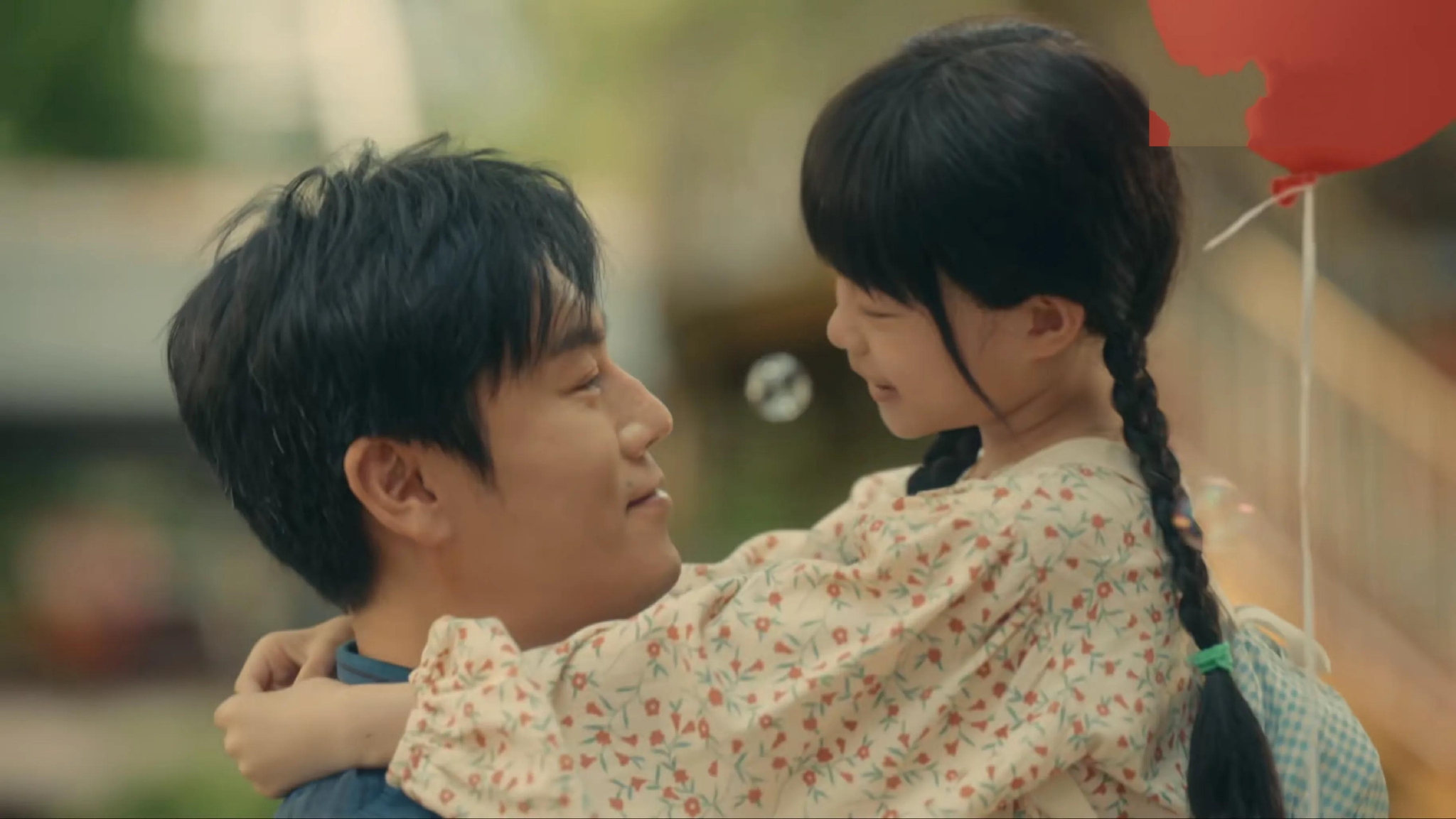 《亲爱的小孩》"不肯说孩子生父是谁"的方一诺,这3件事太明智__财经头