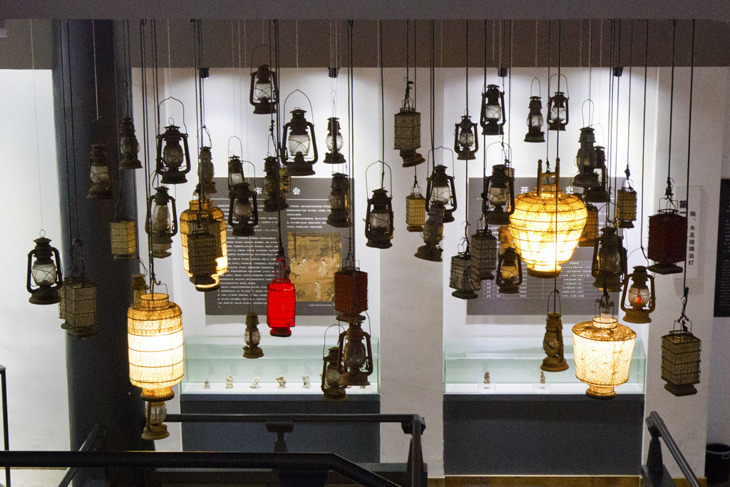 数千年的演变历史丰厚的油灯文化走进常明古灯博物馆