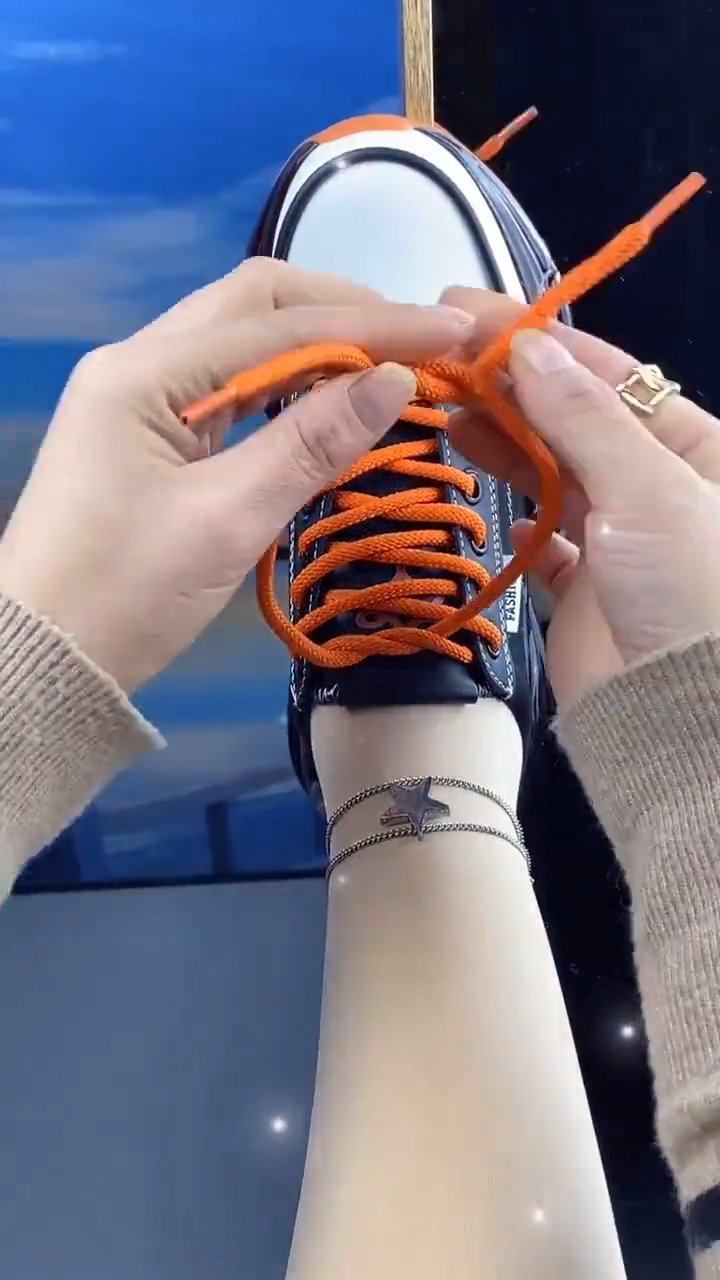 鞋带四叶草系法