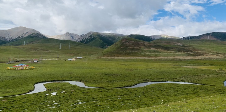 青海三江源风光。新华社记者李琳海摄