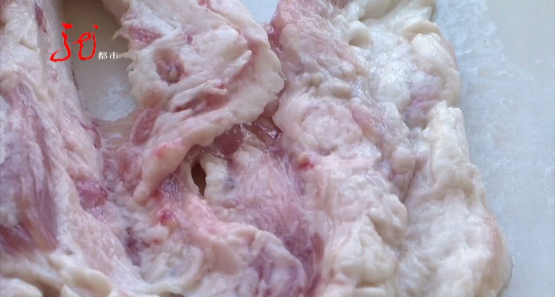 新买的猪肉里有"痘",这还能吃吗?赶紧听听专家怎么说|林永庆_新浪新闻