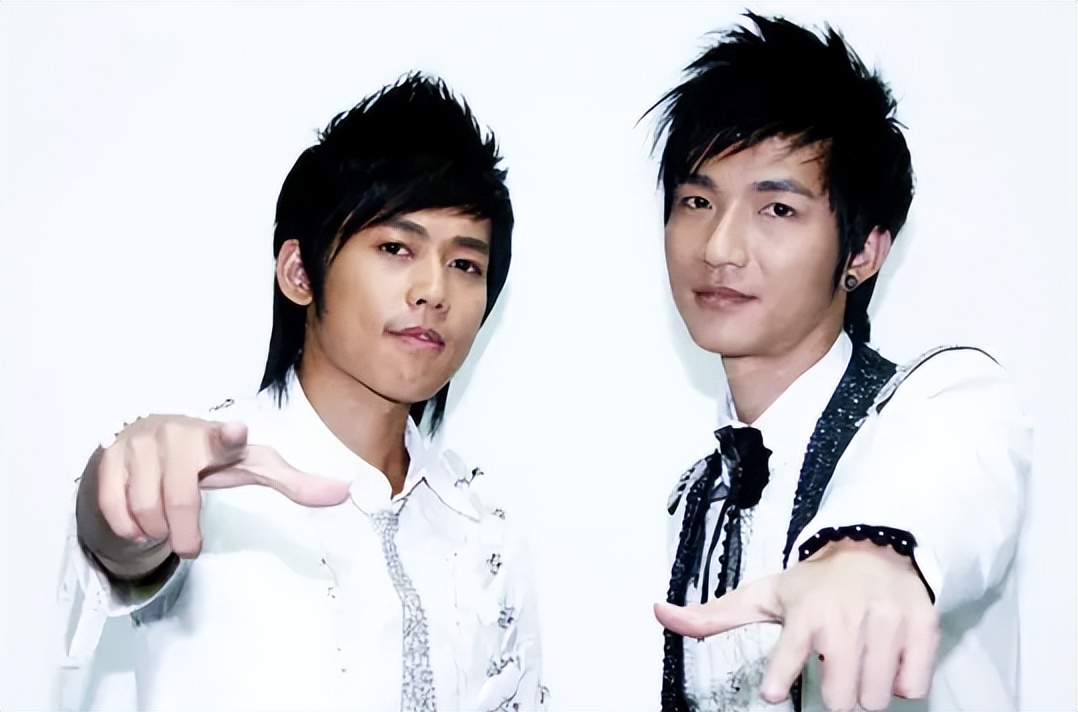 07届快男录真人秀冠亚军陈楚生苏醒都来了最红的张杰魏晨缺席