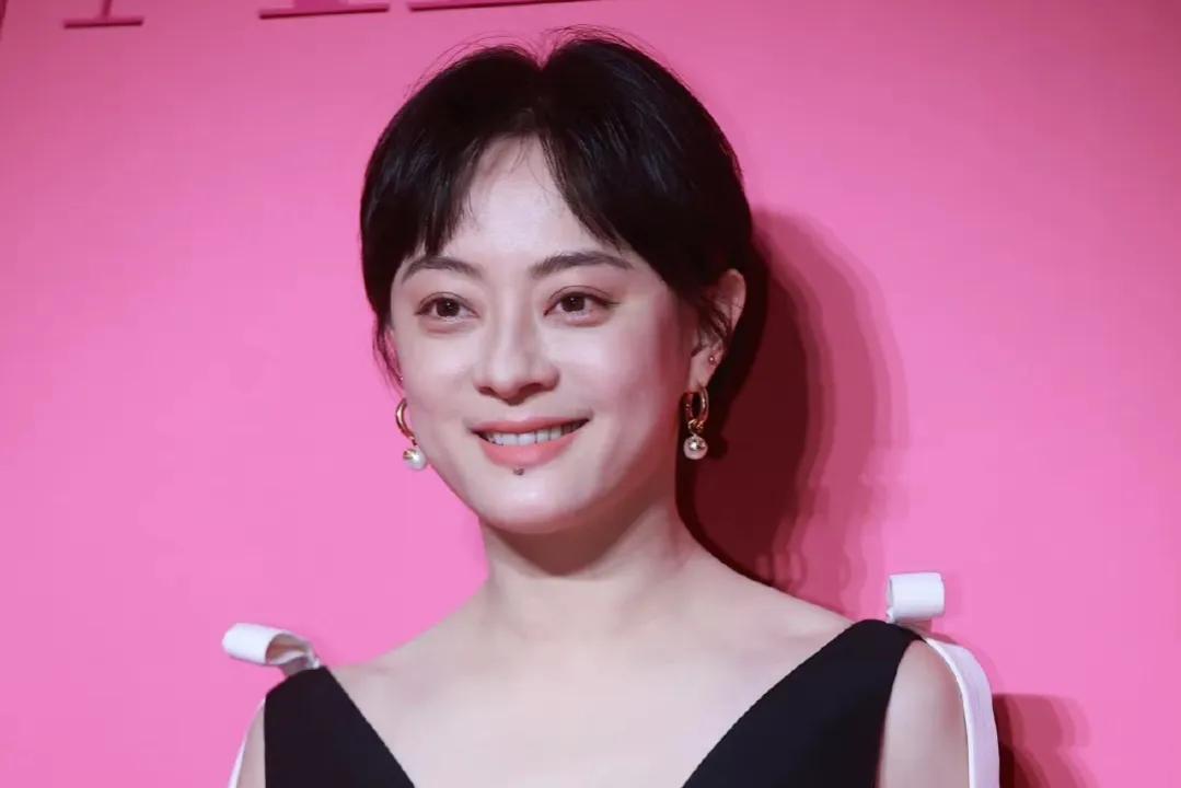 被大脑门拖累的7位女星选对造型美如画就怕露额头成艳压对象