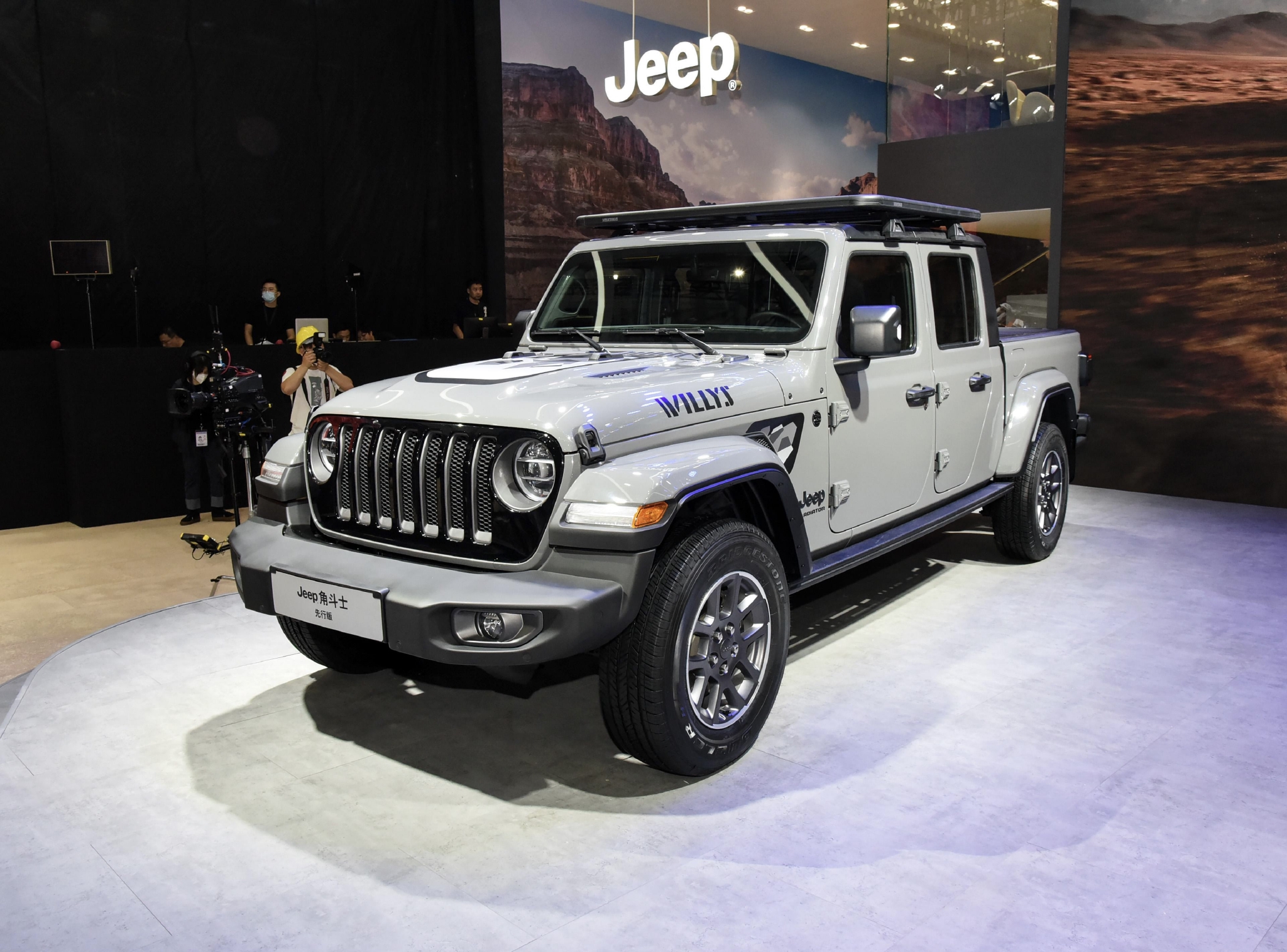 硬汉新宠硬核皮卡jeep角斗士今日上市