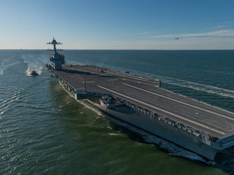 美海军肯尼迪号航母,配置先进且造价惊人,号称领先全球50年!