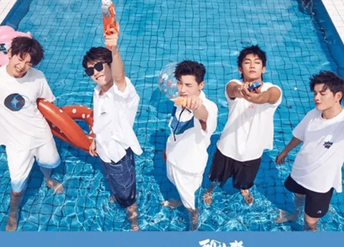 《五个扑水的少年》,导演亲自下场直播宣传,高质量好片值得一看休闲区蓝鸢梦想 - Www.slyday.coM 《五个扑水的少年》,导演亲自下场直播宣传,高质量好片值得一看休闲区蓝鸢梦想 - Www.slyday.coM