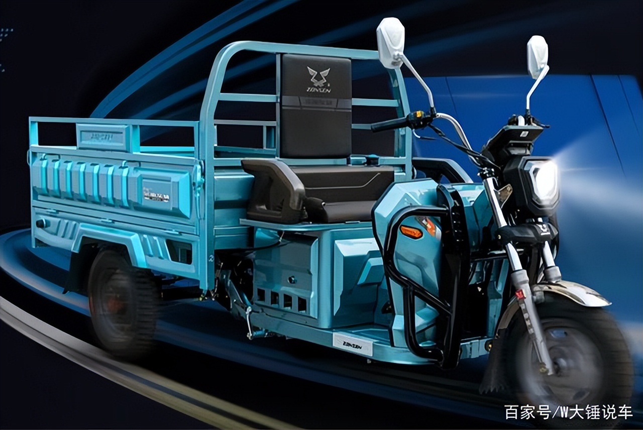 宗申三轮摩托车150cc电喷发动机拉3000斤货能跑200公里