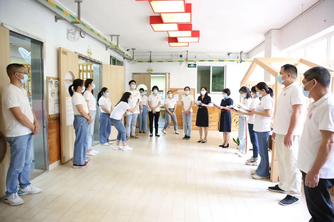 @家长们，幼儿园已做足准备，接收萌娃！休闲区蓝鸢梦想 - Www.slyday.coM