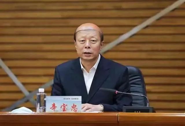 杨某（女，55岁）坠亡，其丈夫被批捕！休闲区蓝鸢梦想 - Www.slyday.coM