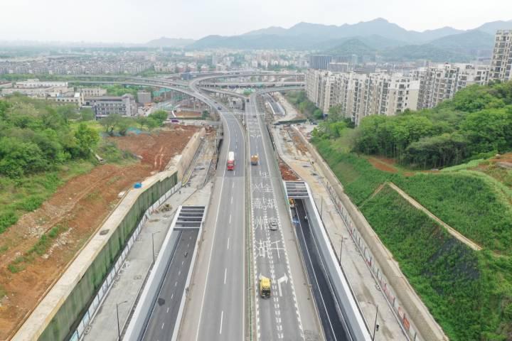 天目山路荆常路口拥堵或将缓解杭州留下互通改建工程快速路通车