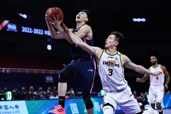 CCTV5直播辽粤第3战，广东男篮能否绝地逆转，辽宁男篮能否3：0休闲区蓝鸢梦想 - Www.slyday.coM