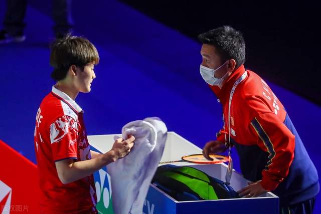 女单二姐完胜世界第4，终结对手8连胜，晋级决赛力争赛季第2冠休闲区蓝鸢梦想 - Www.slyday.coM