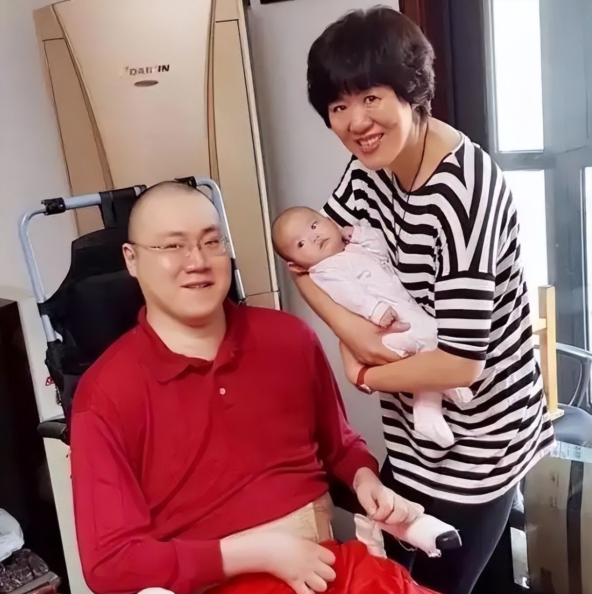 离婚11年后,再看周苏红,汤淼的各自境遇,夫妻差距一目了然__财经头条