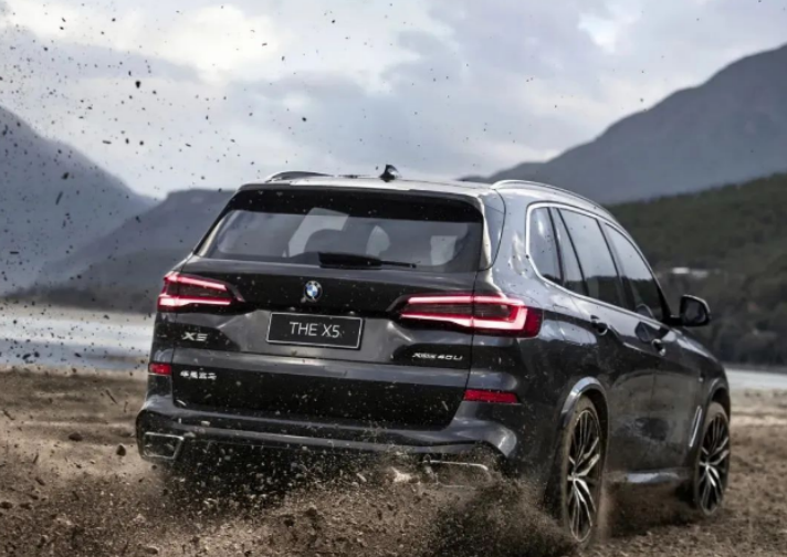 进口豪华车国产化后值得买吗？看完这三款车，你或许会有答案