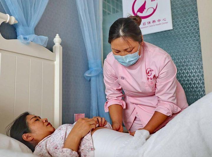 新生儿体重仅4斤多，顺产仍被“侧切”，产妇找医生讨说法遭打脸休闲区蓝鸢梦想 - Www.slyday.coM