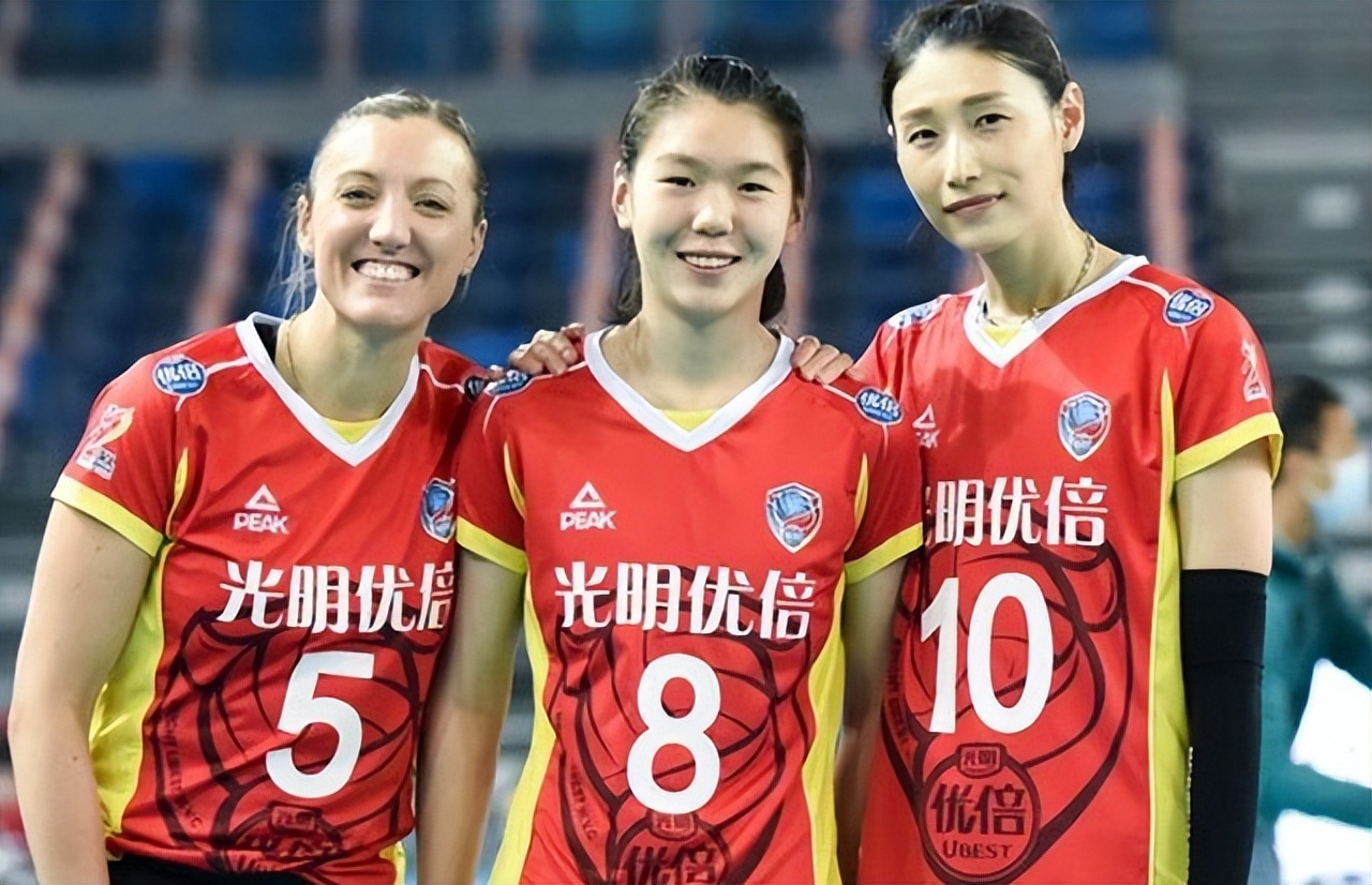 曝中国女排二队出炉李盈莹恩师挂帅42岁奥运冠军也获重用