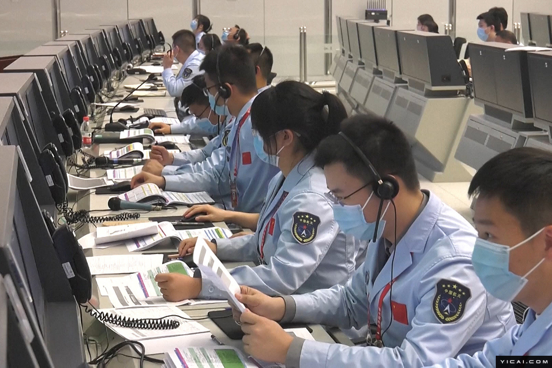 祝贺！神舟十三号载人飞船返回舱成功着陆休闲区蓝鸢梦想 - Www.slyday.coM