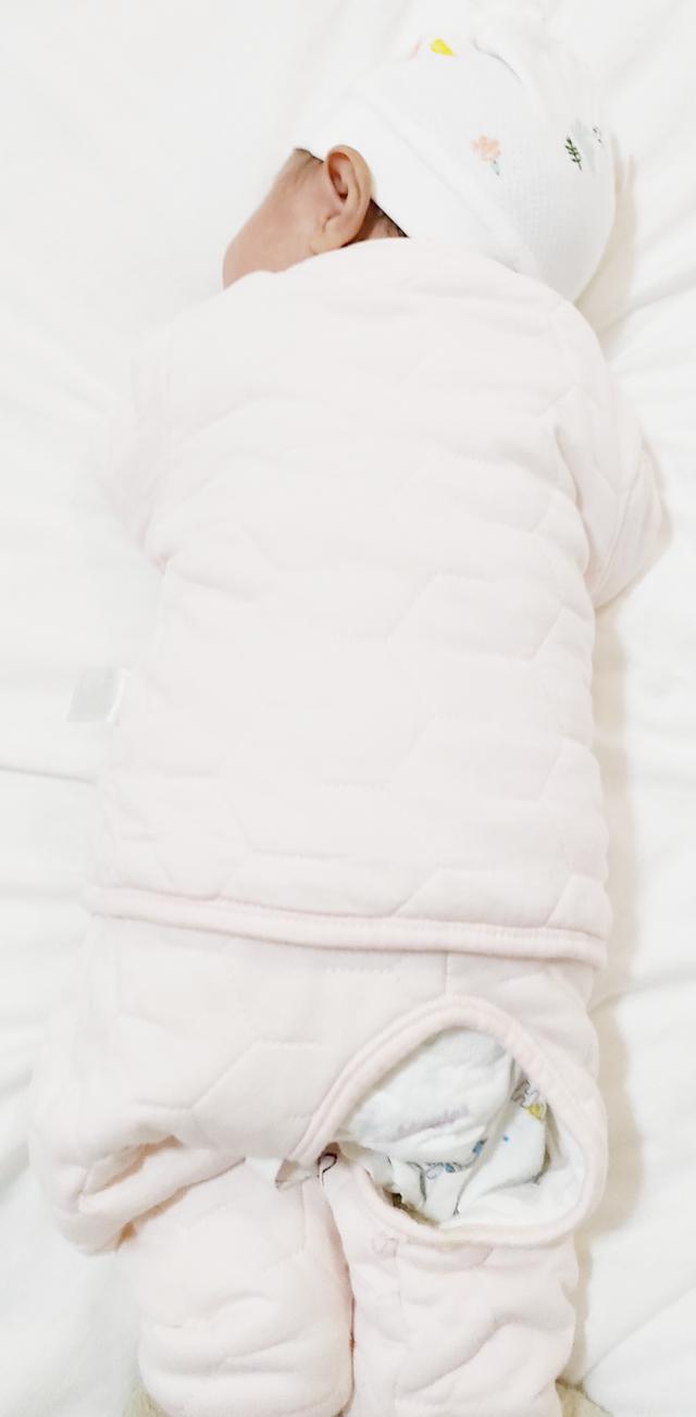 宝宝适合什么样的睡觉姿势？有这6种情况的家长要注意了休闲区蓝鸢梦想 - Www.slyday.coM