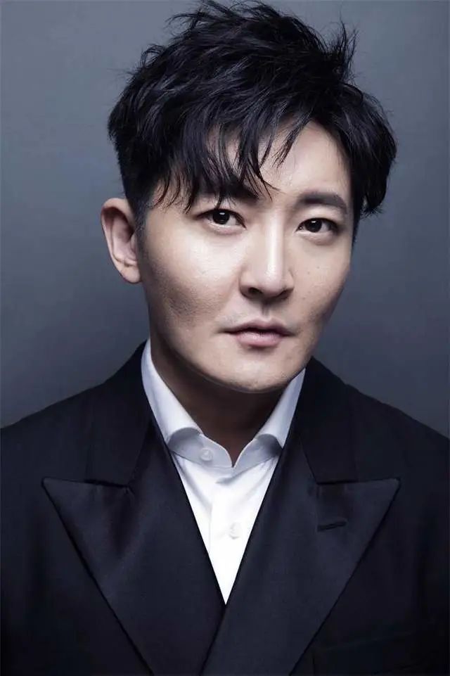 还在为颜值焦虑这8位圆脸男星告诉你演技才是王道