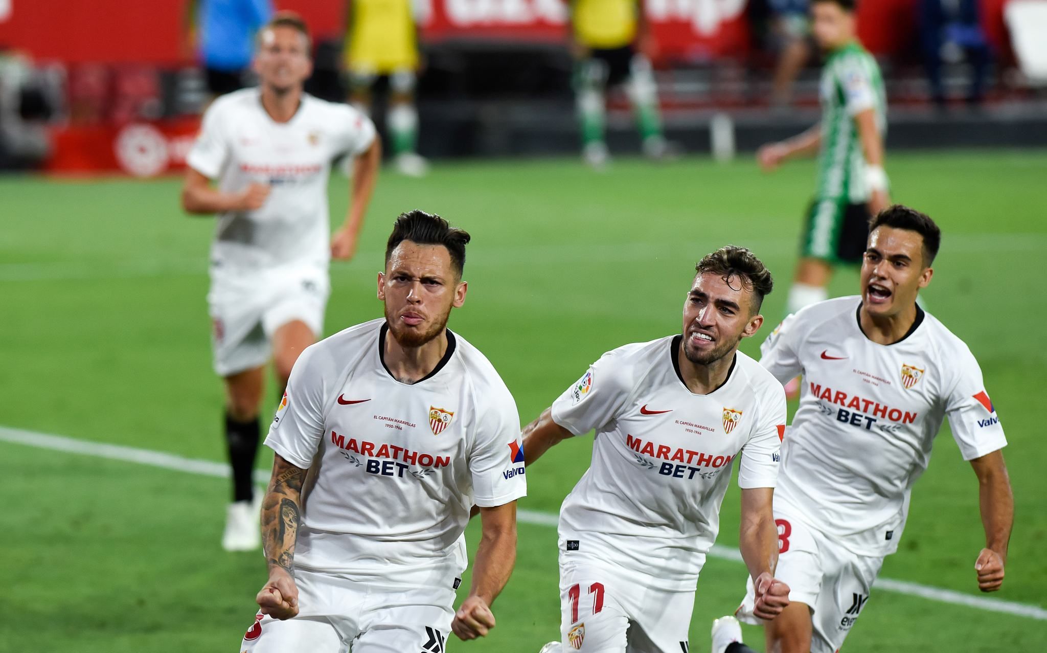 送给皇马联赛首败的巴列卡诺：马德里夹缝中的红色闪电 - 知乎