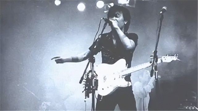 崔健和极狐霸屏!4500人在线的演唱会是种什么场面?休闲区蓝鸢梦想 - Www.slyday.coM 崔健和极狐霸屏!4500人在线的演唱会是种什么场面?休闲区蓝鸢梦想 - Www.slyday.coM