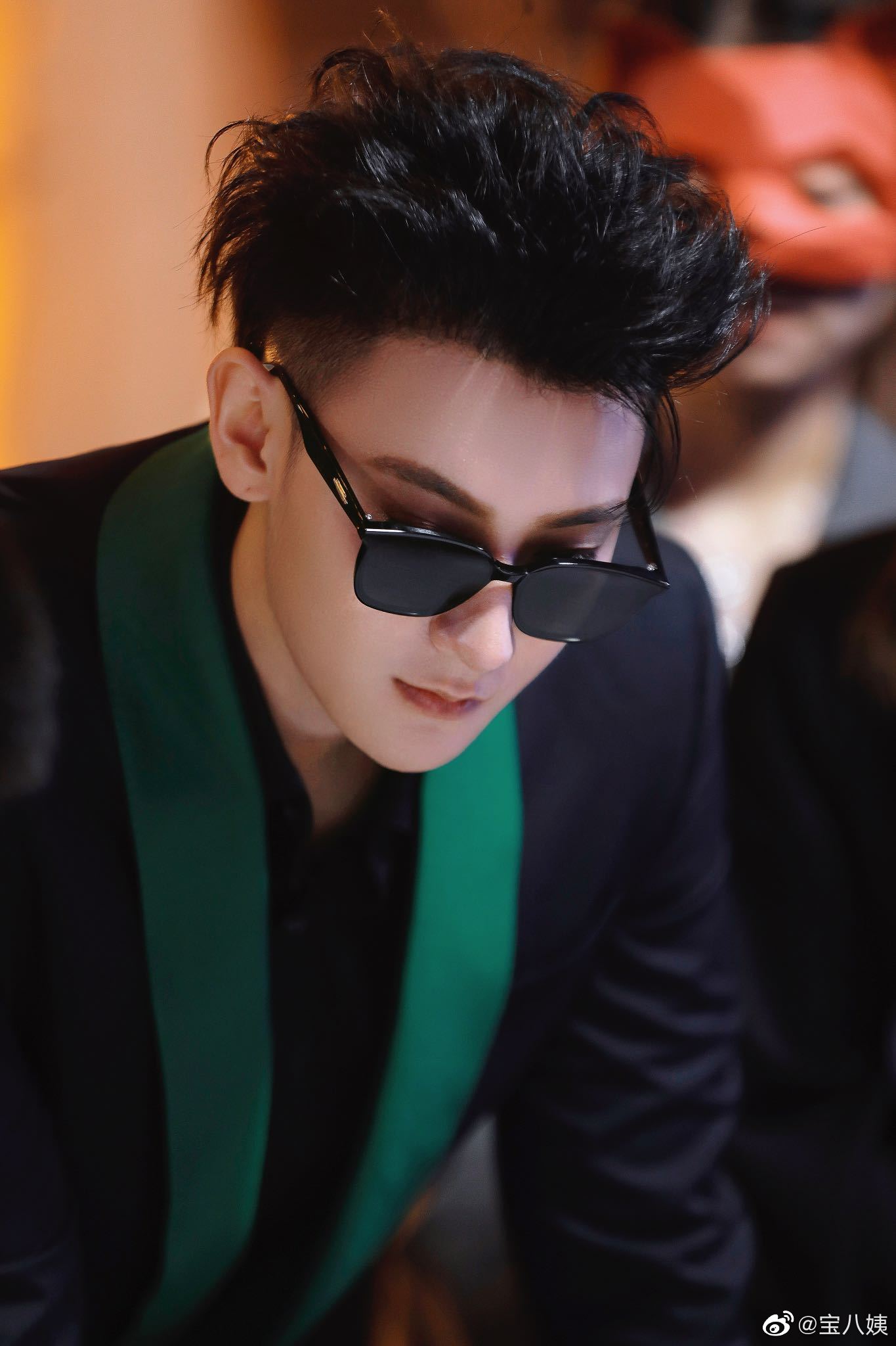 求求了你们快来看看黄子韬答题没有1句是不好笑的