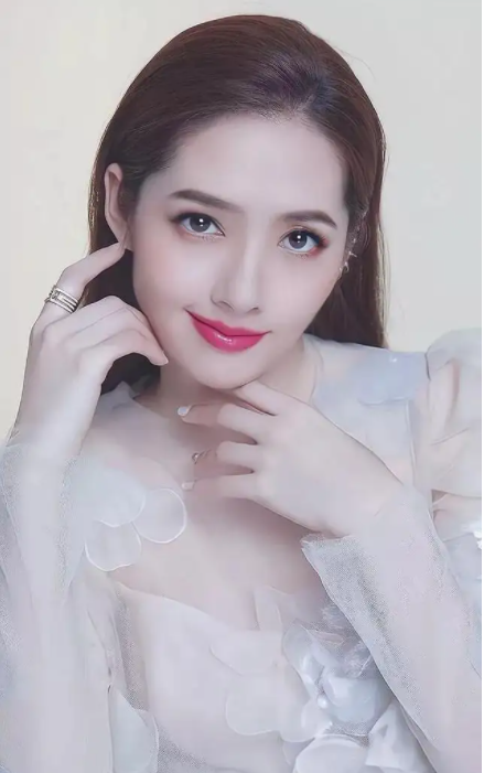 地位向太随口一说戳穿儿媳郭碧婷的家庭地位她有多爱向佐