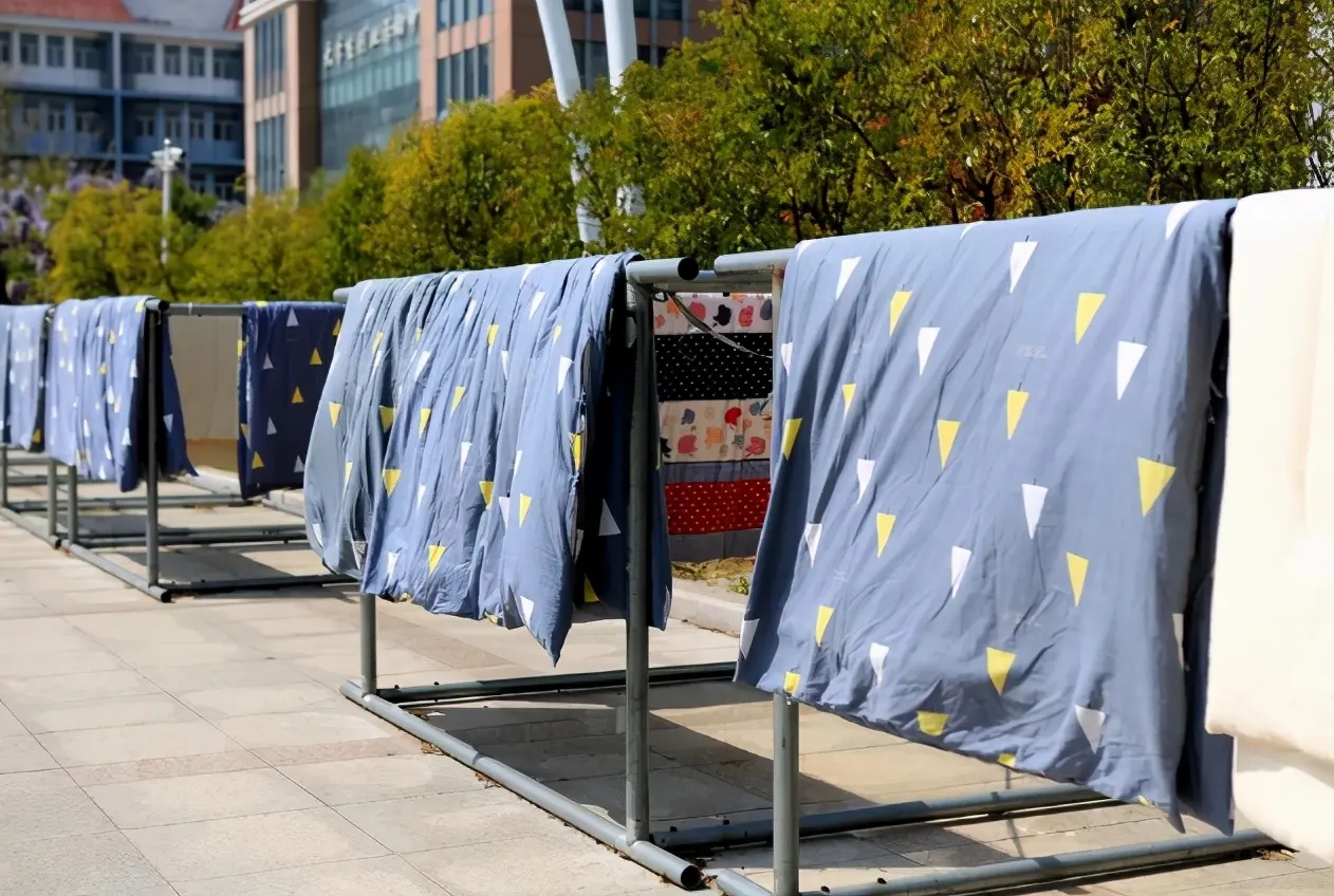 晒被子,一定要避开这3个误区,否则晒多久都是"瞎忙活"|被子|误区|木棉