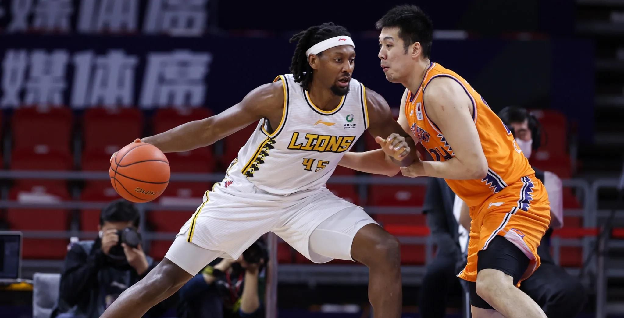 广厦队将淘汰上海队晋级决赛，王哲林无法救上海，孙铭徽统治比赛休闲区蓝鸢梦想 - Www.slyday.coM