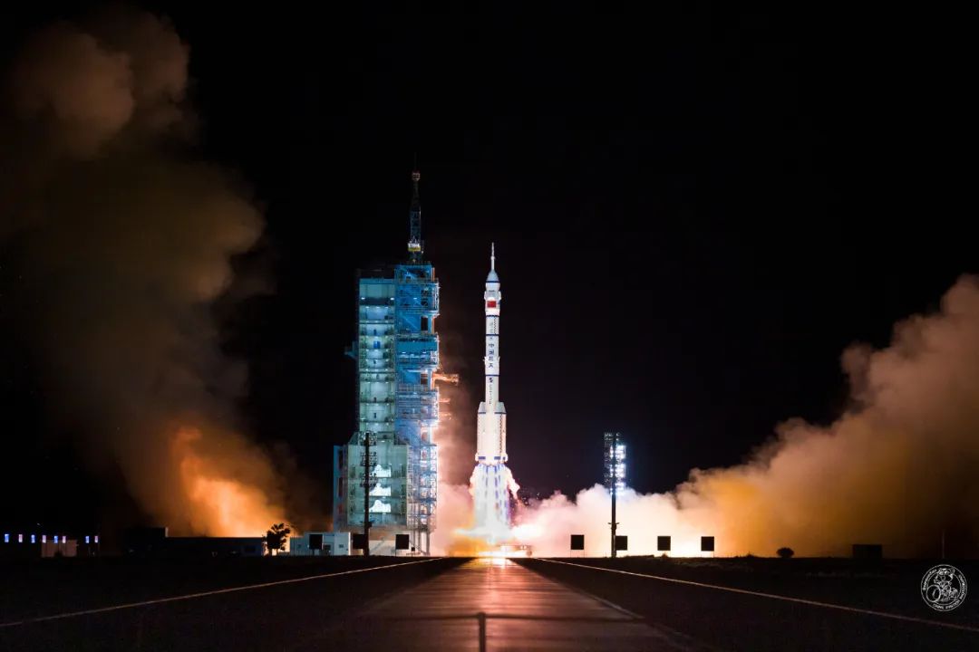 从一天缩短到几小时！神舟十三号成功返回地面，首次运用“快速返回技术”有多厉害？休闲区蓝鸢梦想 - Www.slyday.coM