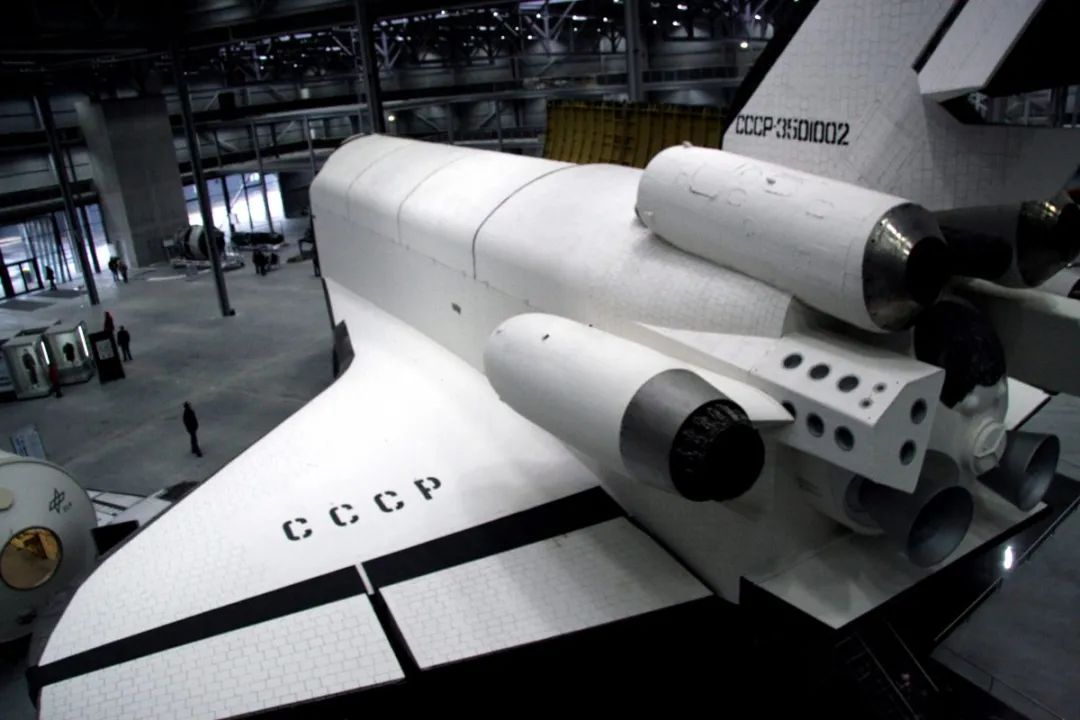 从一天缩短到几小时！神舟十三号成功返回地面，首次运用“快速返回技术”有多厉害？休闲区蓝鸢梦想 - Www.slyday.coM