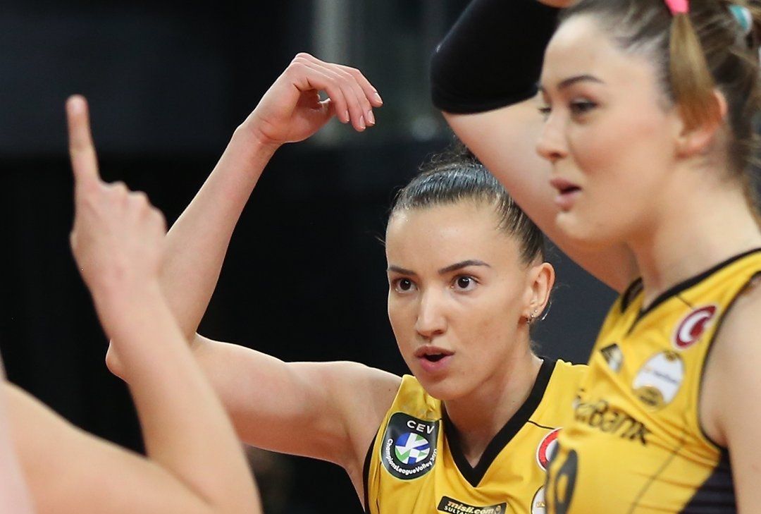 单局25-13!土耳其杯瓦基弗银行3-2胜费内夺冠,美女哈克发挥高光|土耳