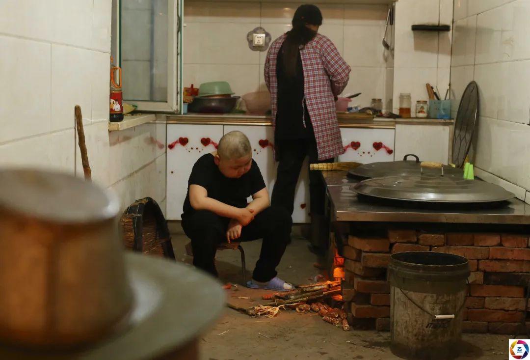 女子怀孕期间丈夫出轨初恋,离婚几年后女儿患病,男友又离开她休闲区蓝鸢梦想 - Www.slyday.coM 女子怀孕期间丈夫出轨初恋,离婚几年后女儿患病,男友又离开她休闲区蓝鸢梦想 - Www.slyday.coM