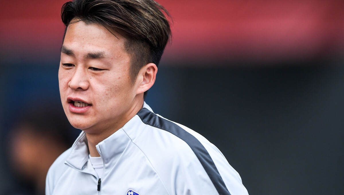 13年功勋离队李帅终究圆梦大连人引援雷声大雨点小添新困局