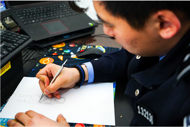 济宁95后刑警手绘反诈漫画刷爆朋友圈休闲区蓝鸢梦想 - Www.slyday.coM