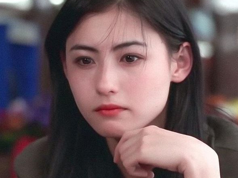 张柏芝三胎儿子正面照曝光,小脸肉嘟嘟,十分可爱!